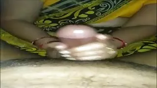 আত্মবিশ্বাসী জাপানি  ...