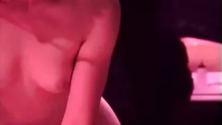 ট্যাটু সঙ্গে মোটা বা ...