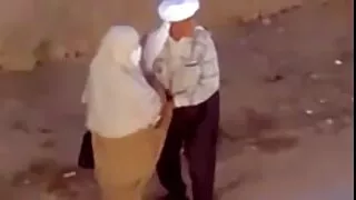 অনায়াসে প্রলোভনসঙ্ক ...