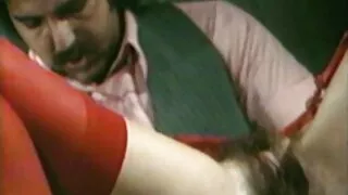 এই কিঙ্কি স্বর্ণকেশী ...